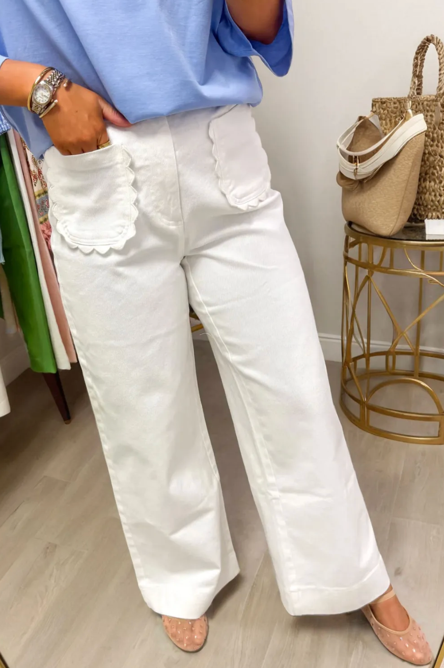 White Scalloped Patch Pocket Shift Jeans